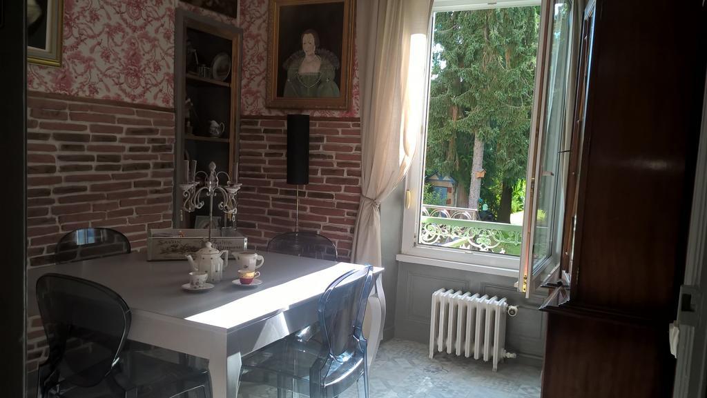 ルマン Le Clos Manceau Bed & Breakfast エクステリア 写真