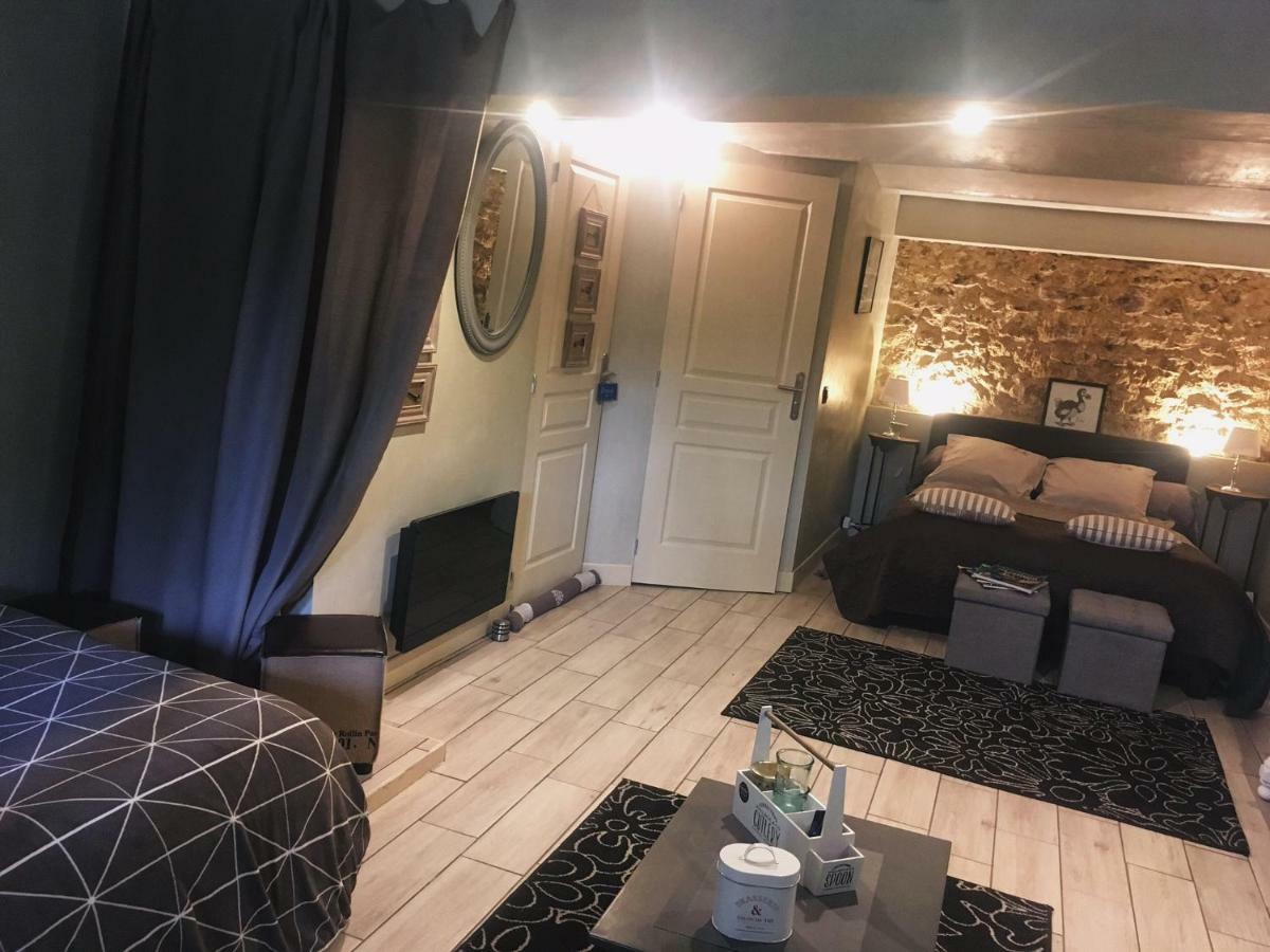 ルマン Le Clos Manceau Bed & Breakfast エクステリア 写真