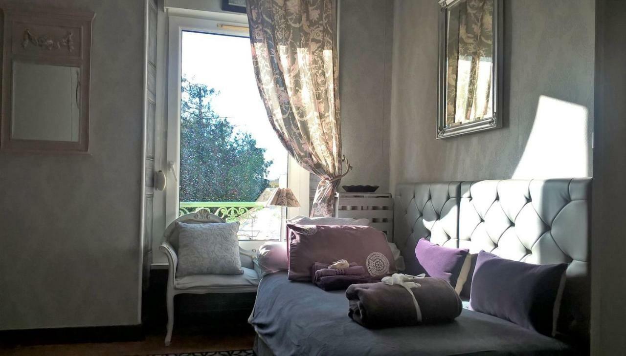 ルマン Le Clos Manceau Bed & Breakfast エクステリア 写真
