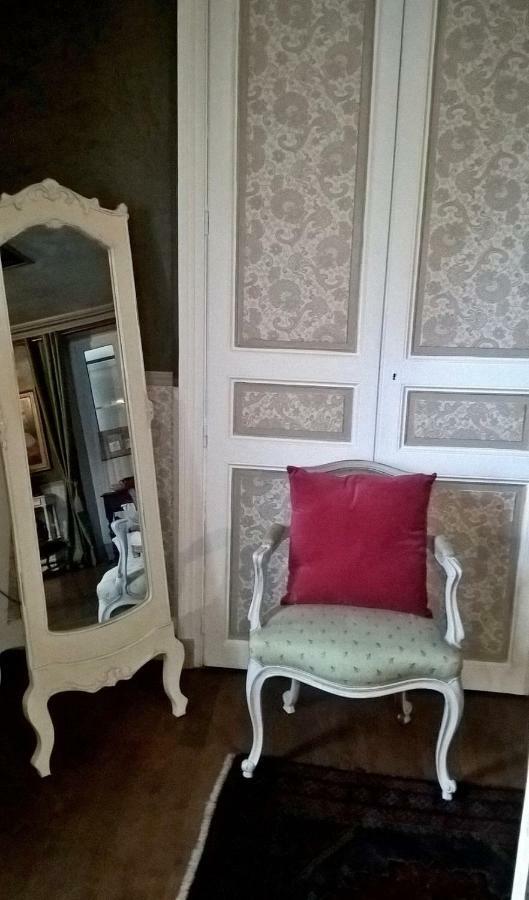 ルマン Le Clos Manceau Bed & Breakfast エクステリア 写真