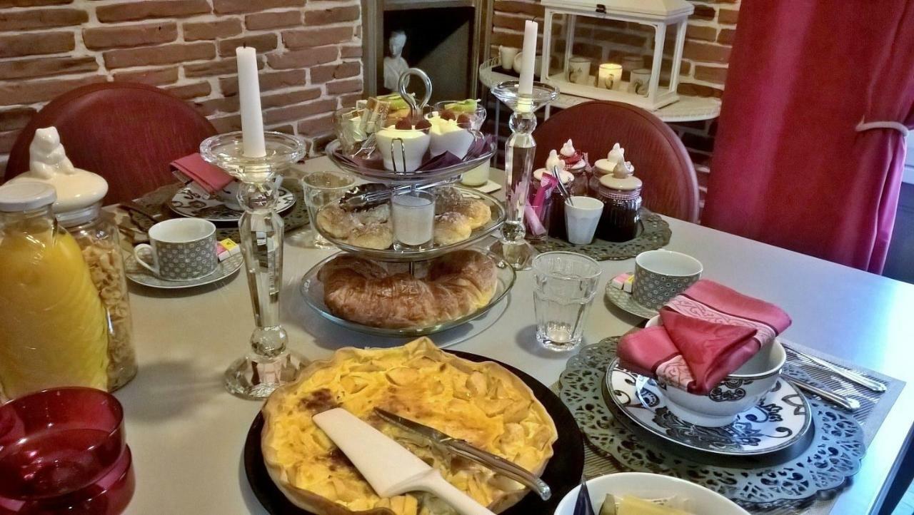ルマン Le Clos Manceau Bed & Breakfast エクステリア 写真